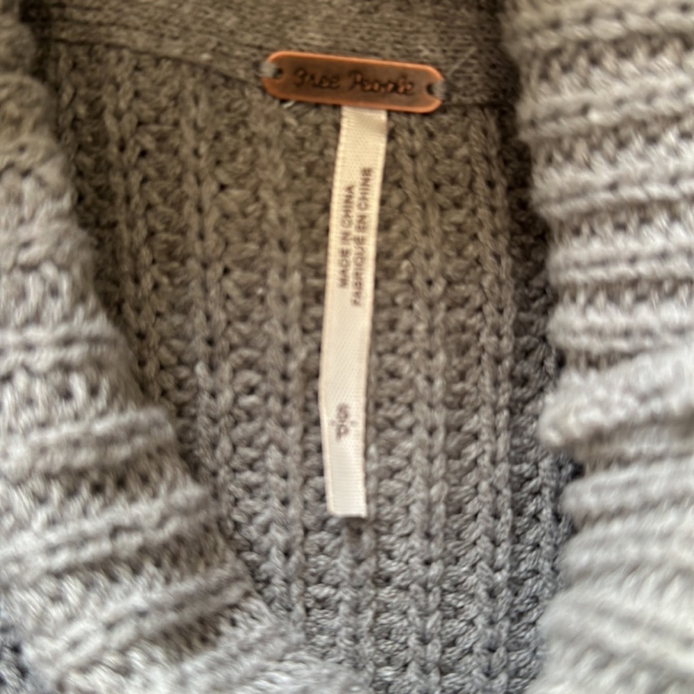 Free People Cocoa Oversized Sweater - Picture 9 of 11